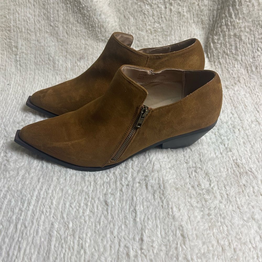 Penny love Kenny Synthetic Brown Suede Ankle Boots side zipper SZ13M.